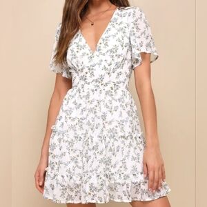 Lulus So True White Floral Print Tiered Short Sleeve Mini Dress, Size Large
